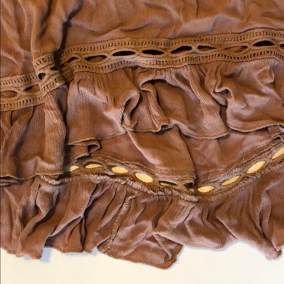 Off the Shoulder Muave Flowy Top - Picture 3 of 7